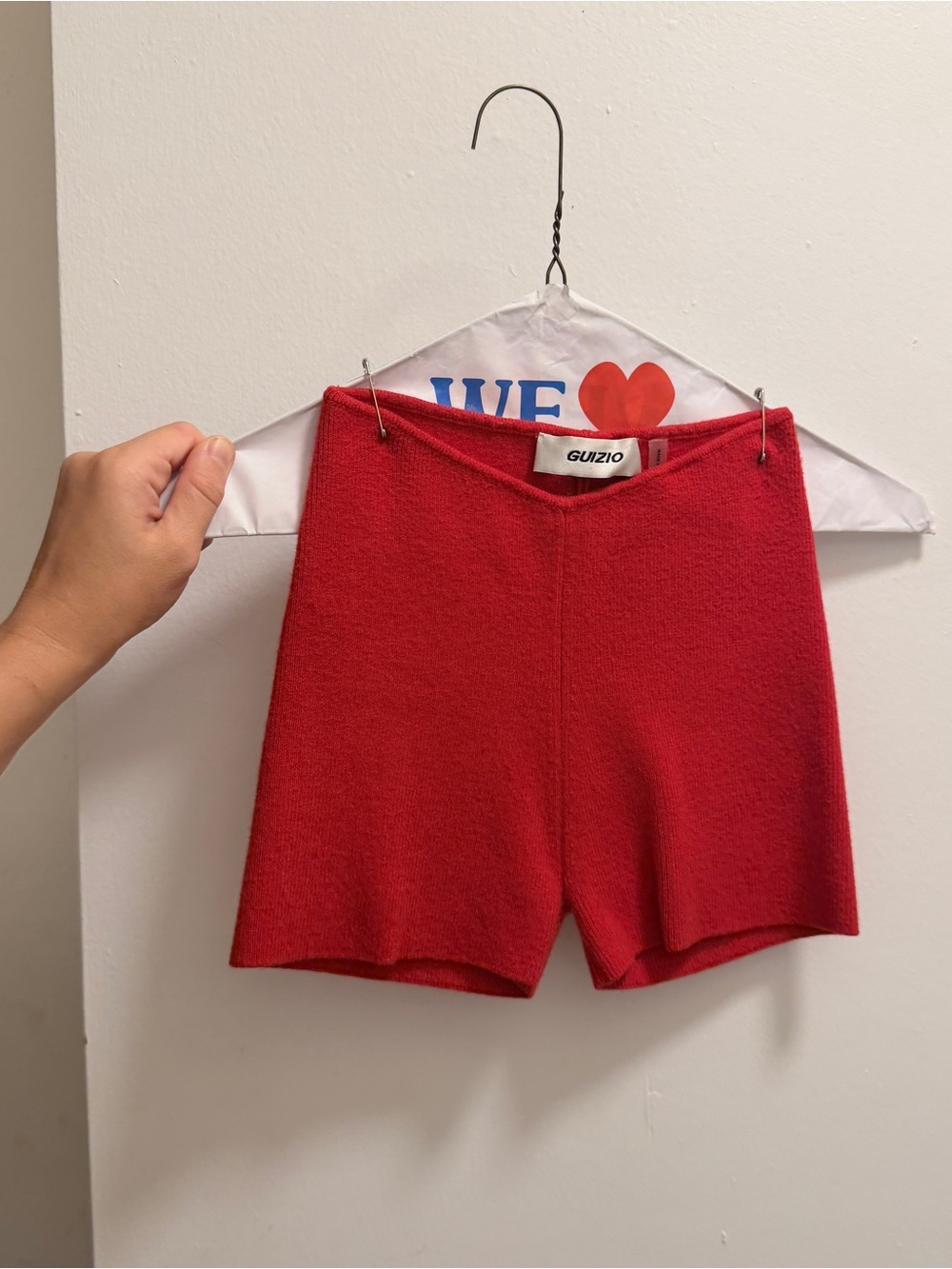 Guizio Exclusive Knit Hot Shorts in Red